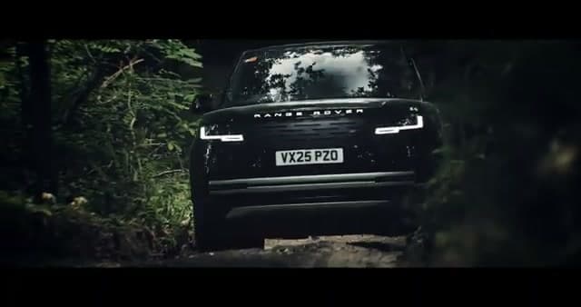 2027 Range Rover Electric: 542-HP Flagship SUV With Up to 372-Mile Range - View 3