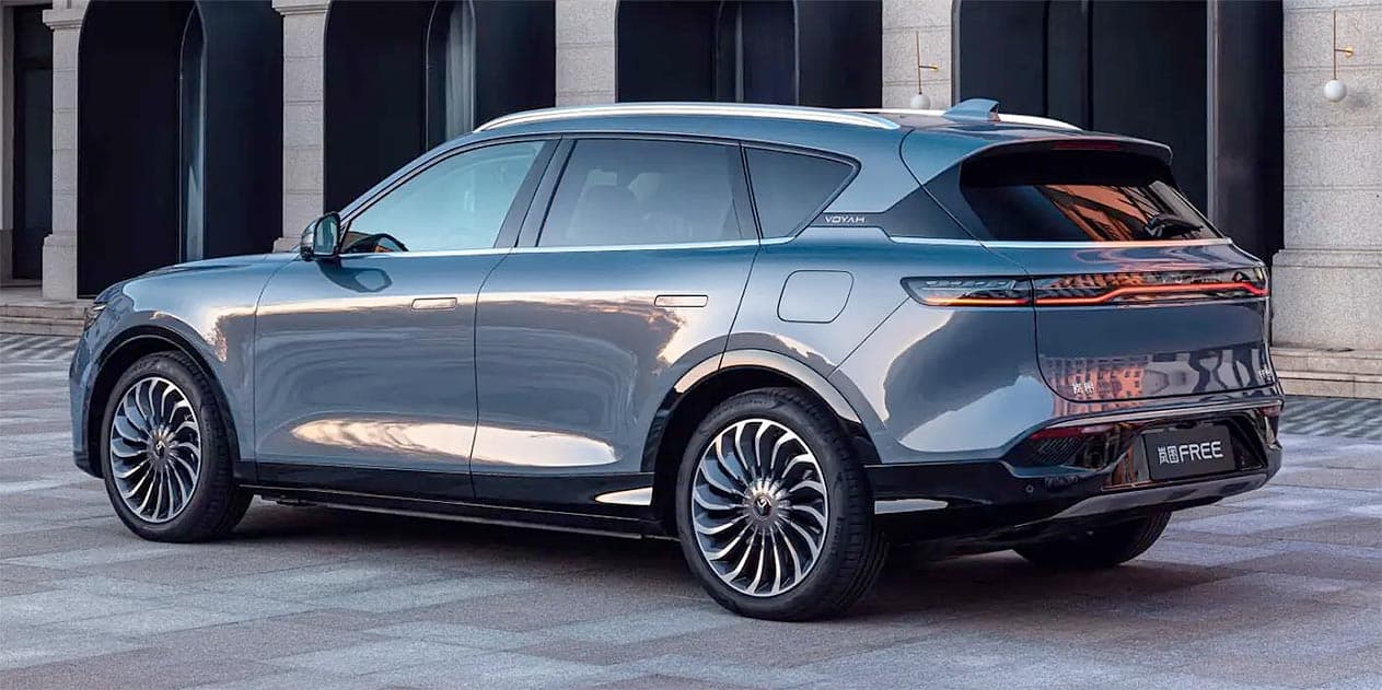 2026 Voyah Free: Italdesign SUV With 489 hp and a 106 kWh Battery - View 3