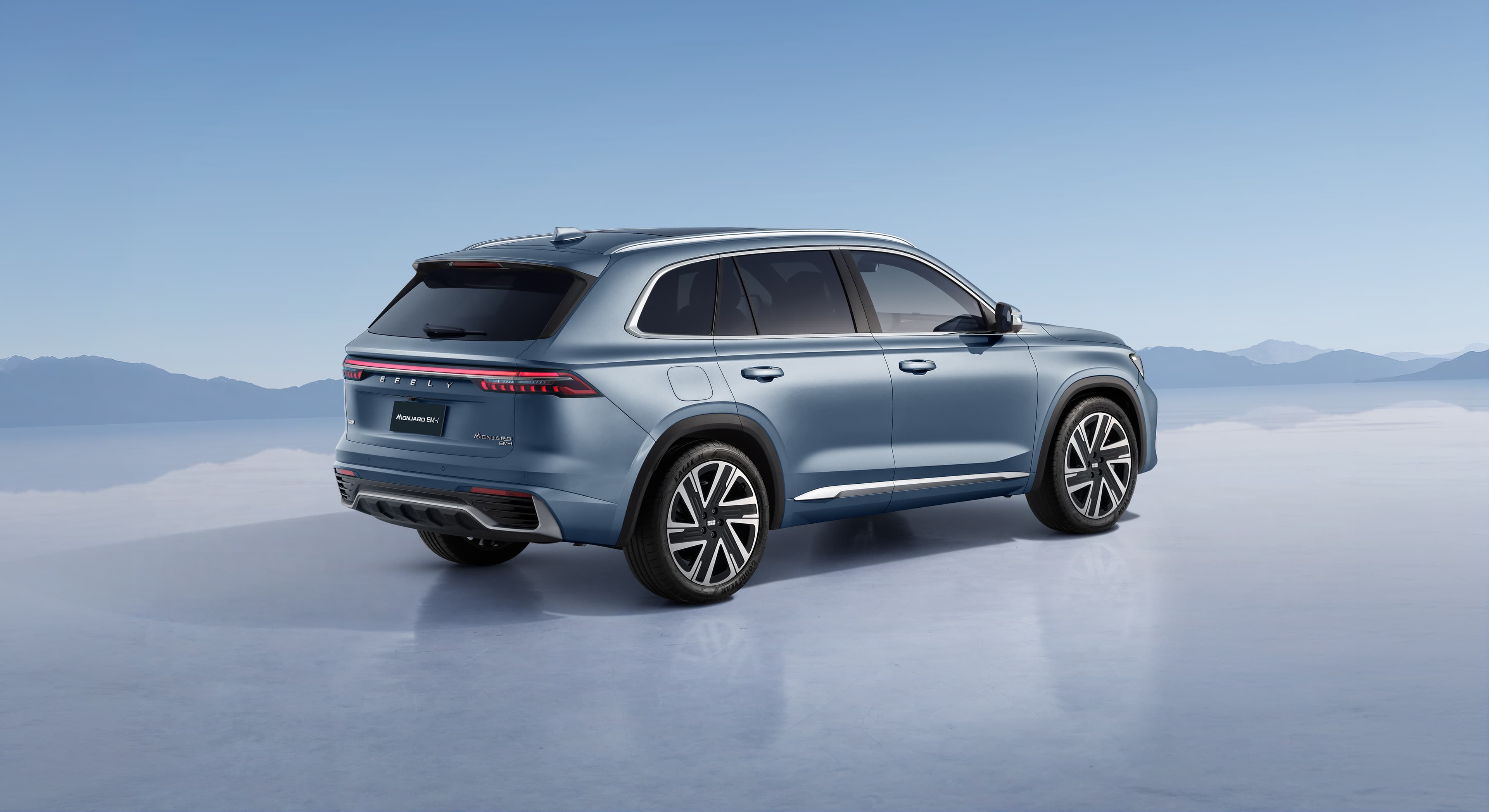 2026 Geely Monjaro EM-i for Europe: Up to 329 hp, 116 km WLTP Electric Range - View 3