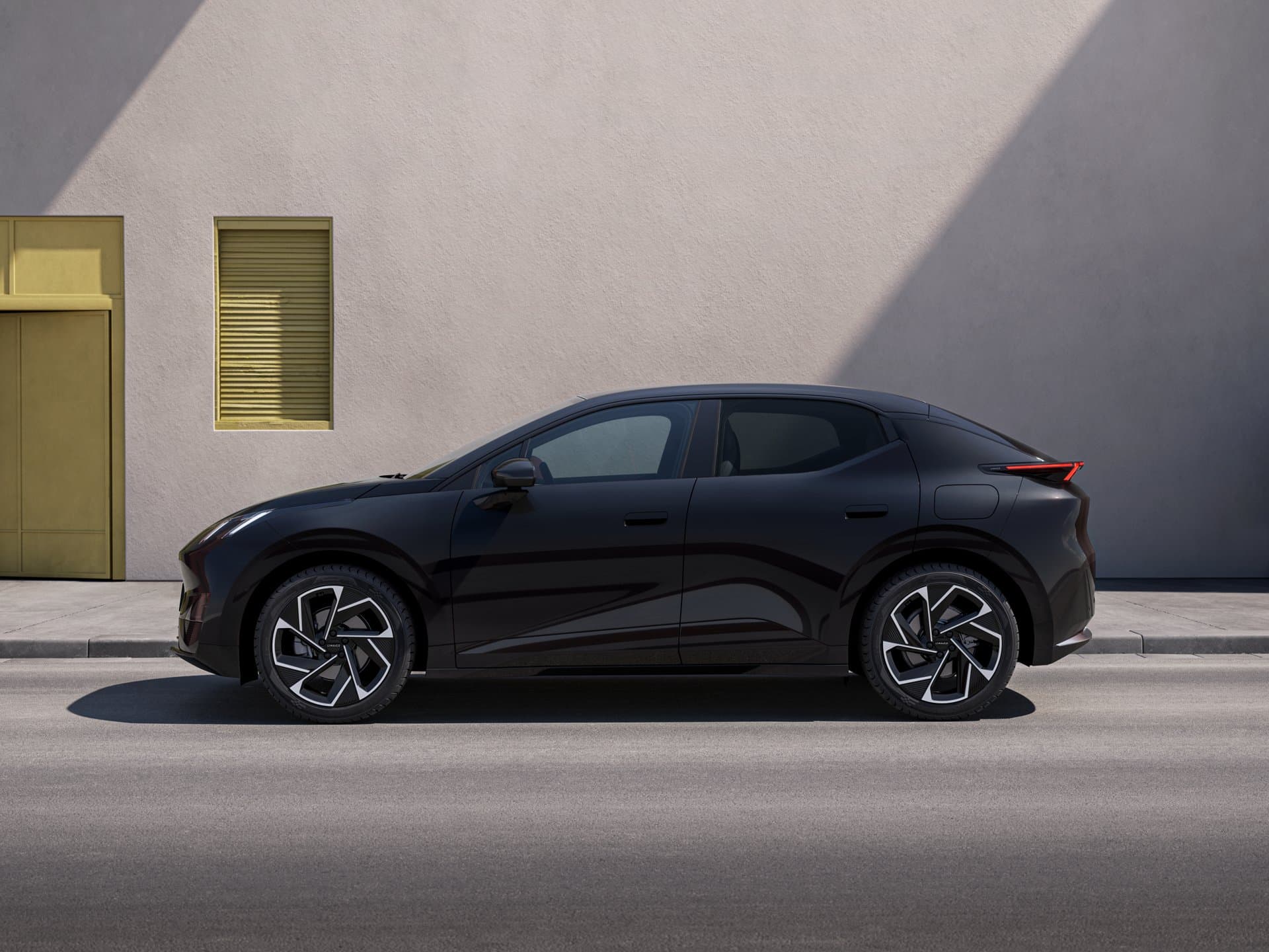 2027 Lynk & Co 02: MY27 Update Adds Onyx Black, Redesigned Cabin - View 3