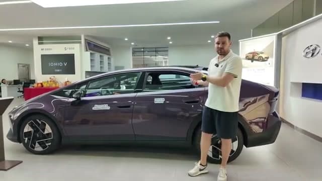 2026 Hyundai Ioniq V: China-Only Fastback EV Starts at $17,600 - View 3