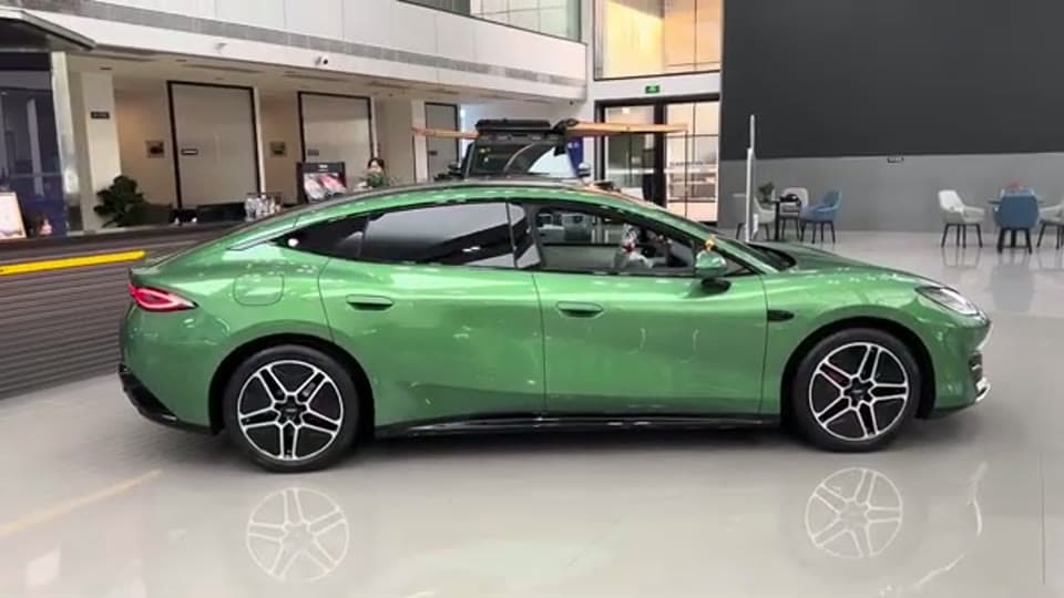 2026 BYD Fangchengbao Formula S: Electric Sedan With Up to 900 km Range From $28,300 - View 3