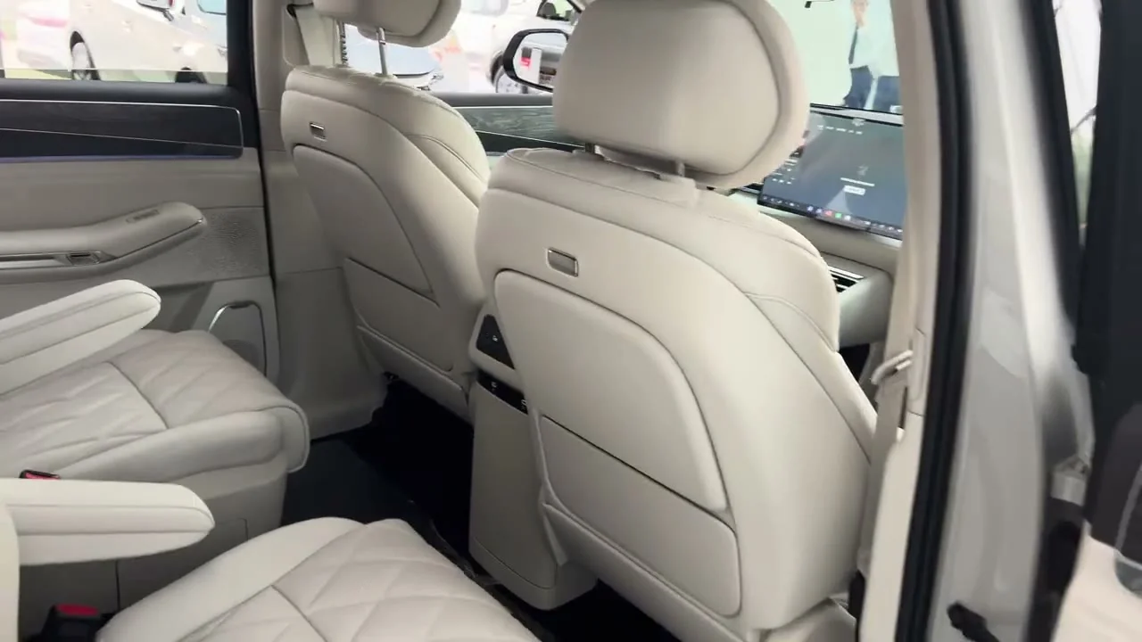 BYD Great Tang: A 950 km, 7-Seat Electric Flagship With 9-Minute Charging From ~$35,500