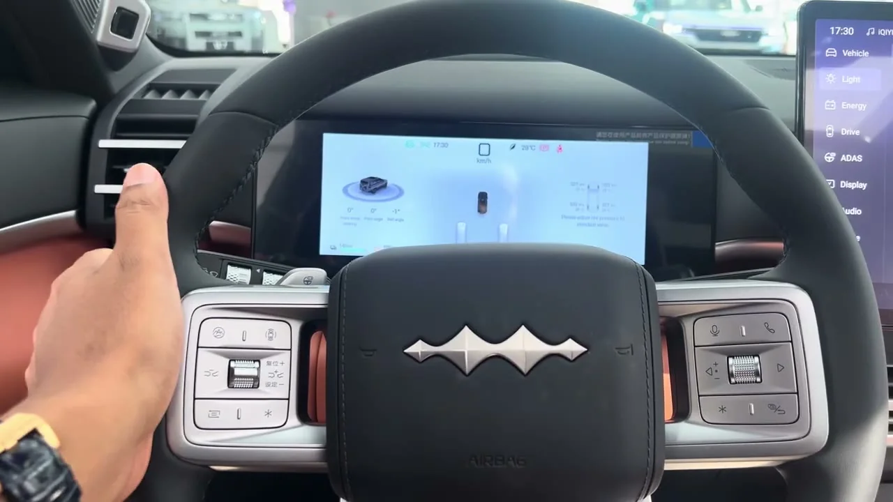 2026 BYD Fangchengbao Titanium 7 PHEV: 1,300 km Range SUV From $25,200