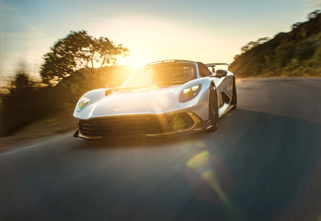 2027 Aston Martin Valhalla Spider: 1,064 hp PHEV Open-Top Hypercar, 217 mph