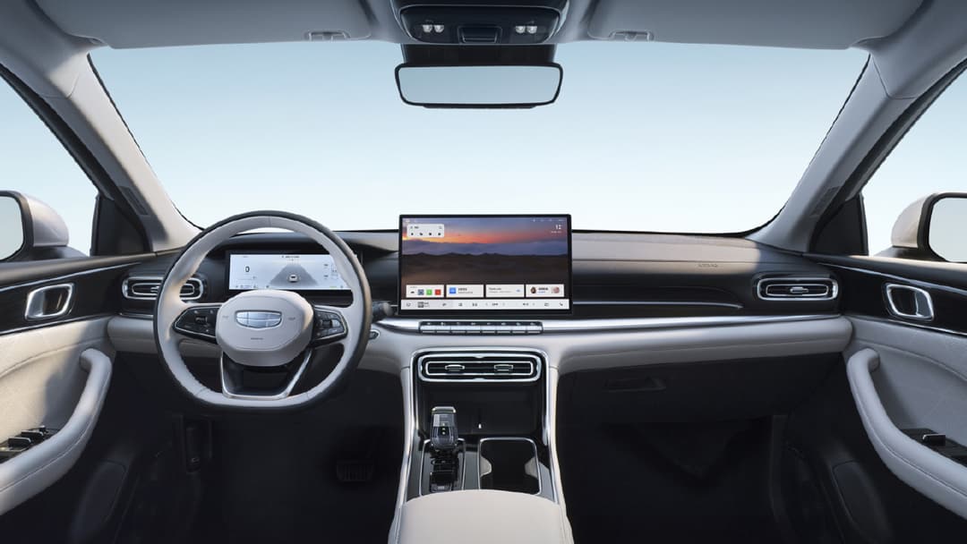 2027 Geely Emgrand i-HEV: 3.83 L/100 km Hybrid Sedan From $13,186